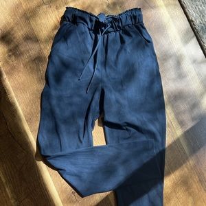 lululemon joggers
